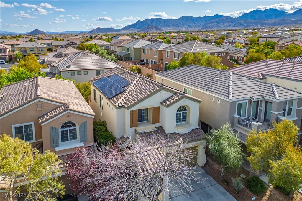 10235 Headrick, Las Vegas, NV 89166