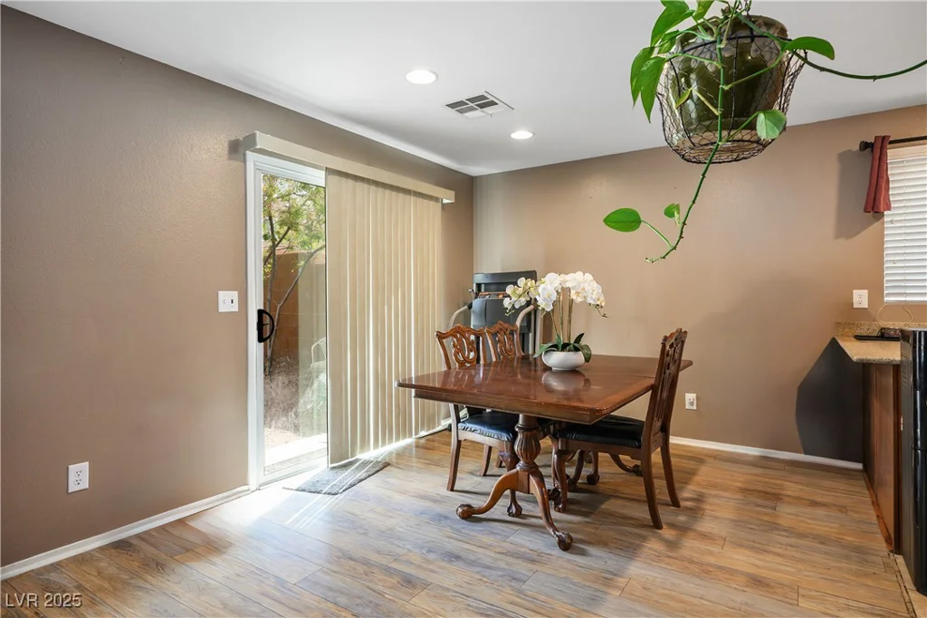 10235 Headrick, Las Vegas, NV 89166