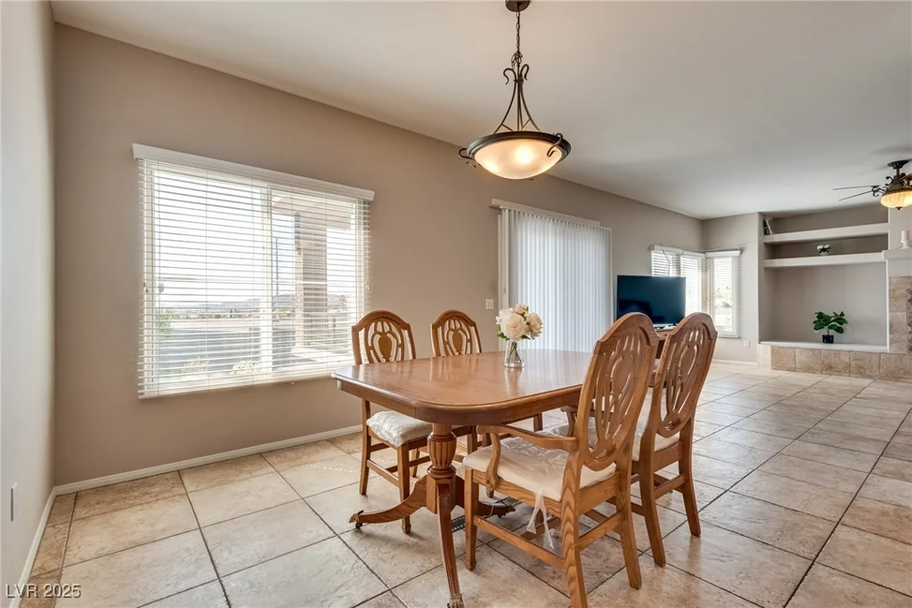 10809 Garden Mist, Las Vegas, NV 89135
