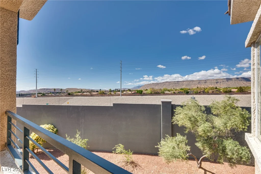 10809 Garden Mist, Las Vegas, NV 89135