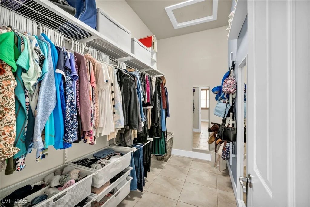 5892 Castleberry Peak, Las Vegas, NV 89131