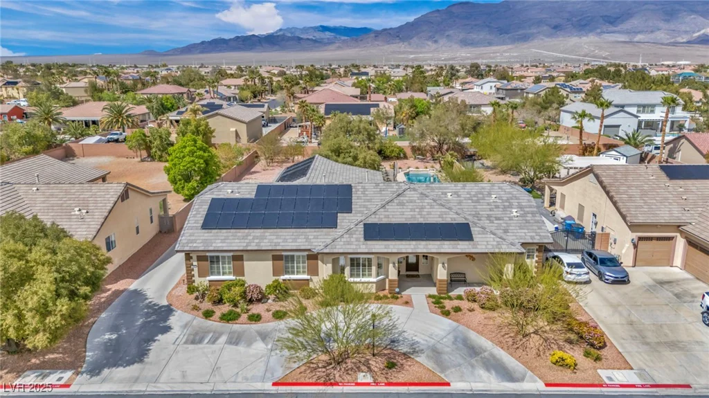 5892 Castleberry Peak, Las Vegas, NV 89131