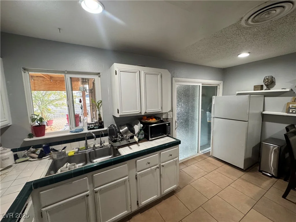 4825 Monroe, Las Vegas, NV 89110