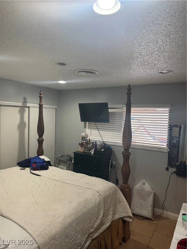 4825 Monroe, Las Vegas, NV 89110
