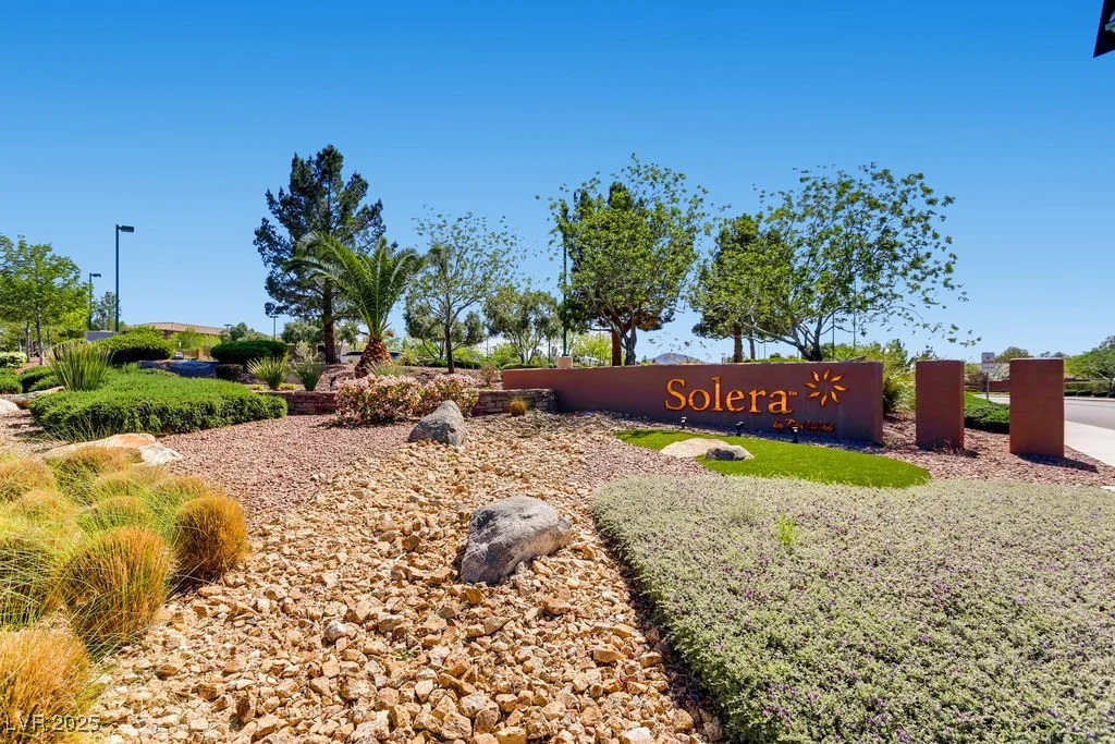 2534 Starlight Valley, Henderson, NV 89044