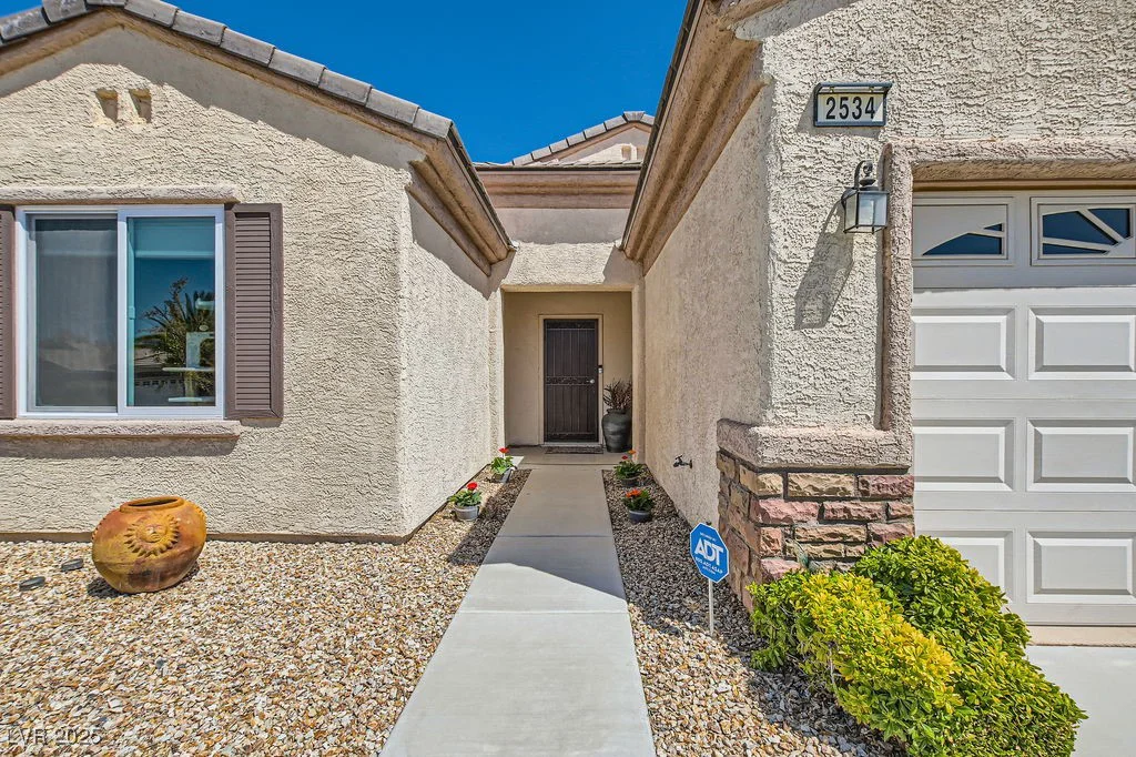 2534 Starlight Valley, Henderson, NV 89044