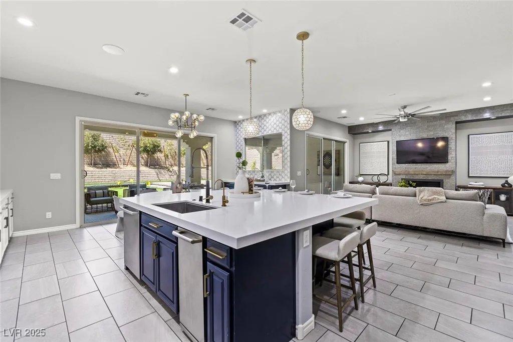 257 Elder View, Las Vegas, NV 89138