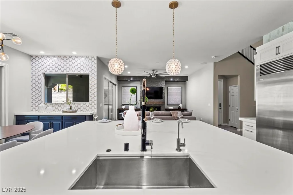 257 Elder View, Las Vegas, NV 89138