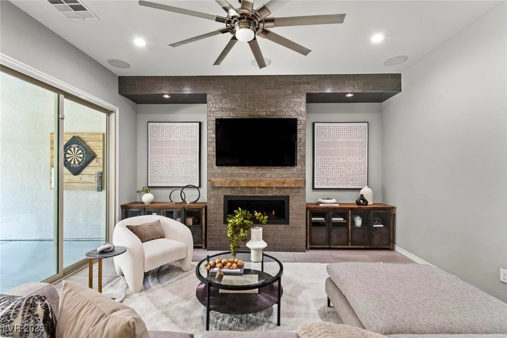 257 Elder View, Las Vegas, NV 89138