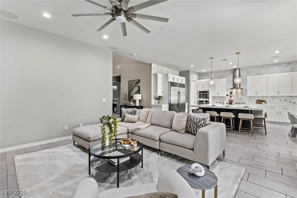 257 Elder View, Las Vegas, NV 89138