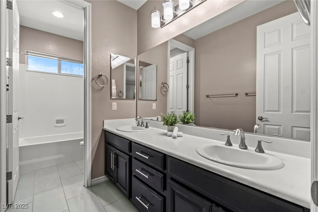 257 Elder View, Las Vegas, NV 89138