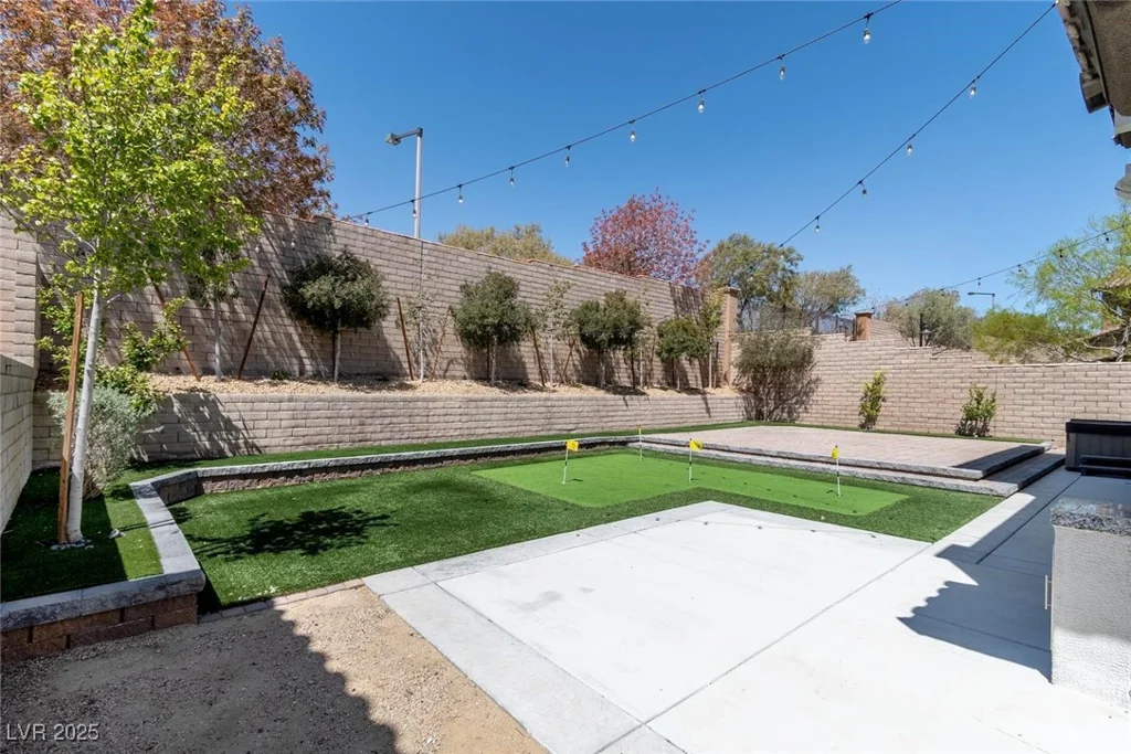 257 Elder View, Las Vegas, NV 89138