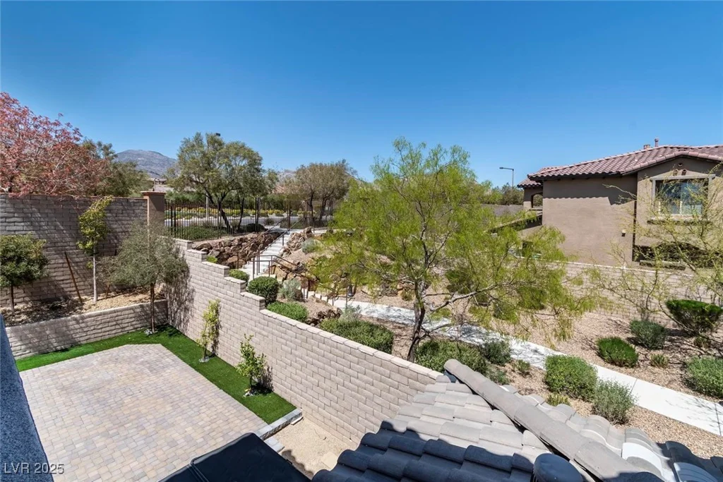 257 Elder View, Las Vegas, NV 89138