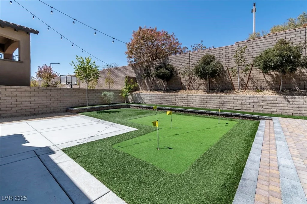 257 Elder View, Las Vegas, NV 89138