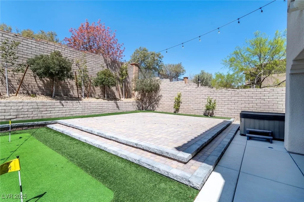 257 Elder View, Las Vegas, NV 89138