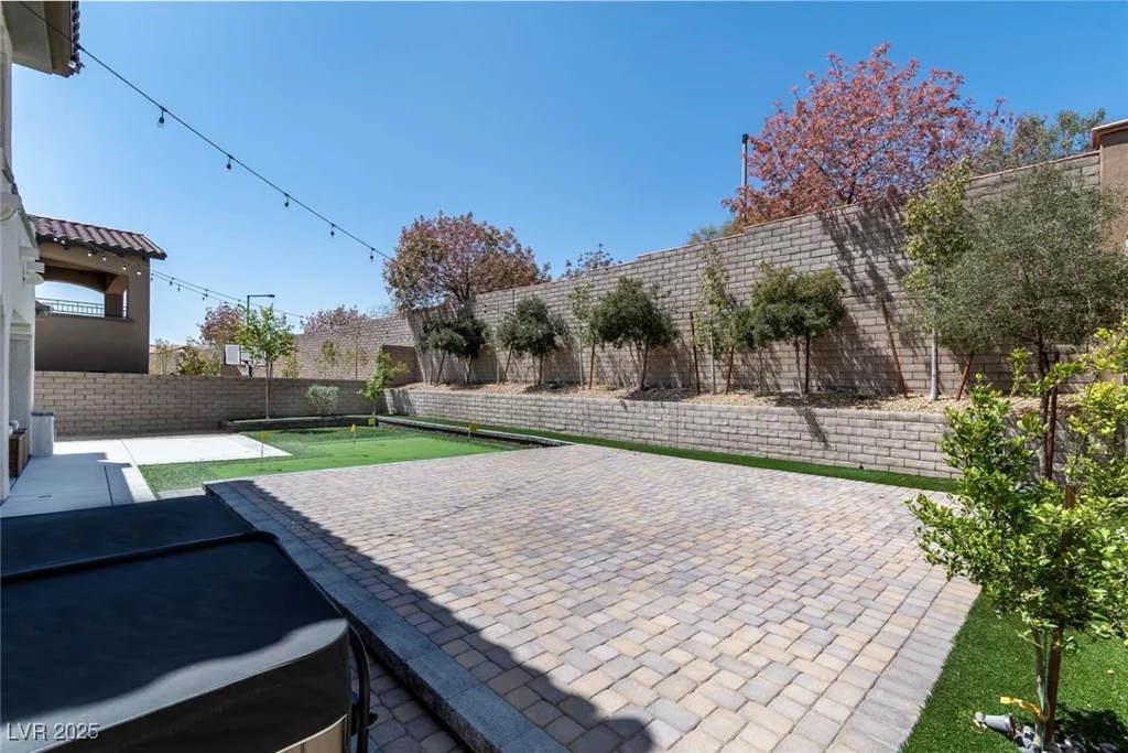 257 Elder View, Las Vegas, NV 89138