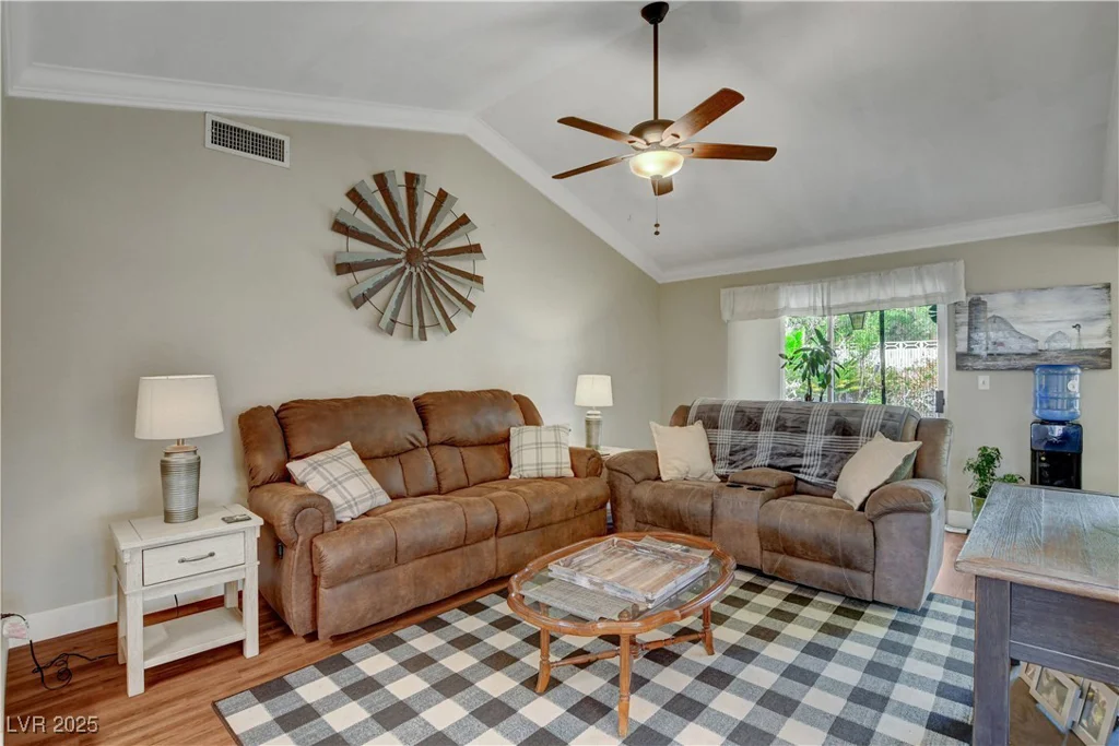 6304 Peppermill, Las Vegas, NV 89146