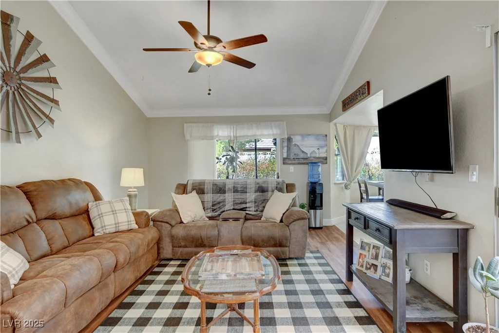 6304 Peppermill, Las Vegas, NV 89146