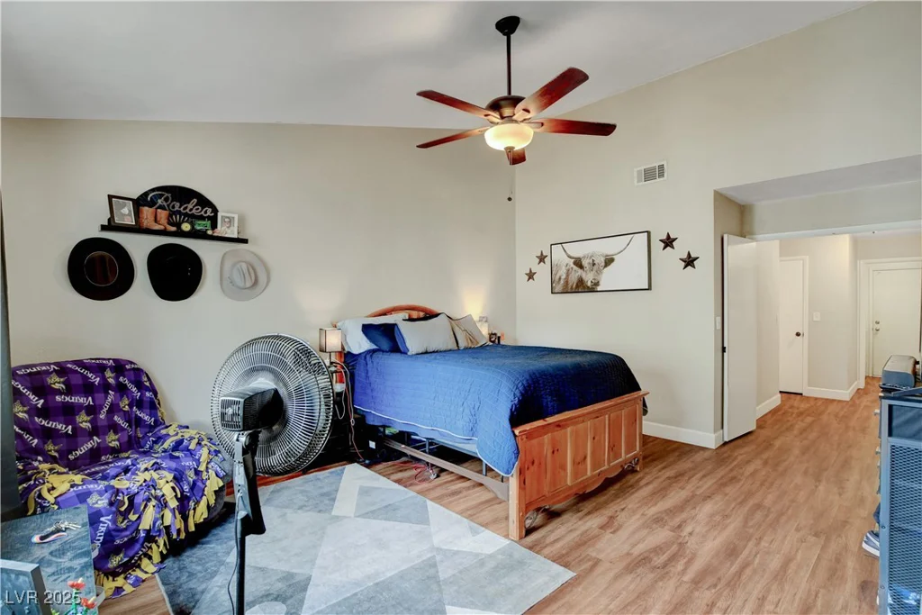 6304 Peppermill, Las Vegas, NV 89146