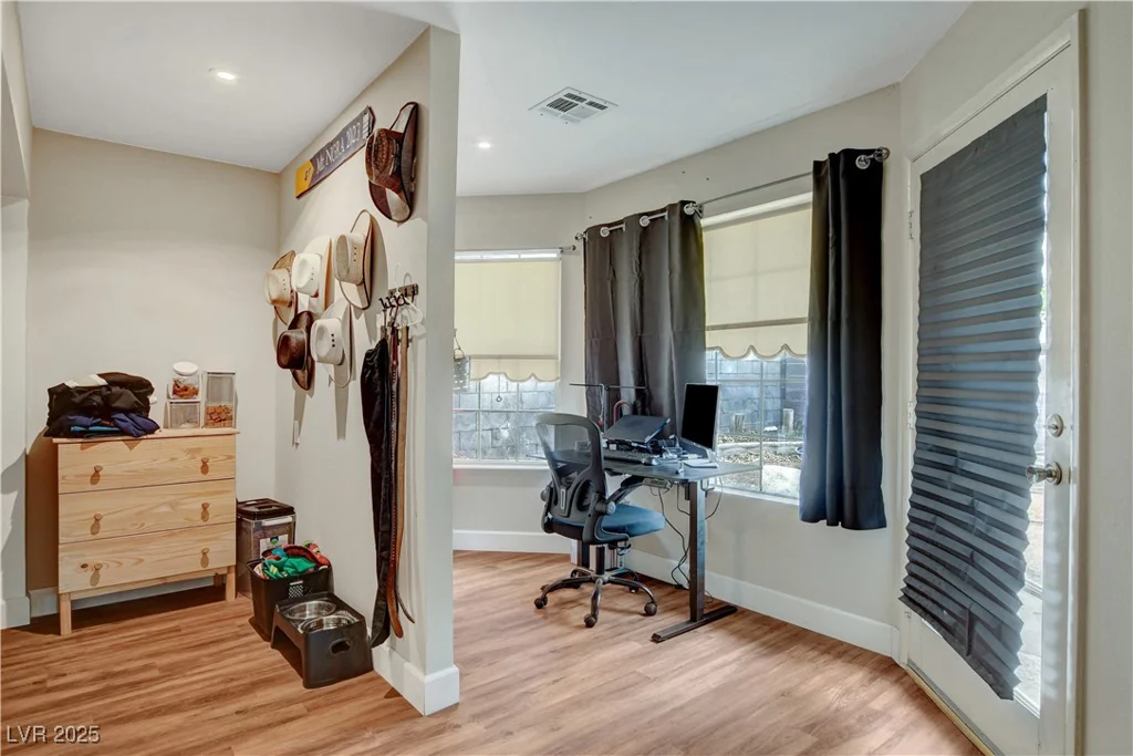 6304 Peppermill, Las Vegas, NV 89146
