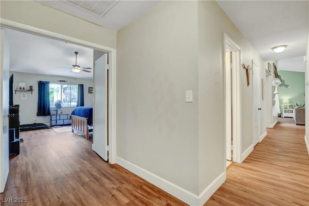 6304 Peppermill, Las Vegas, NV 89146