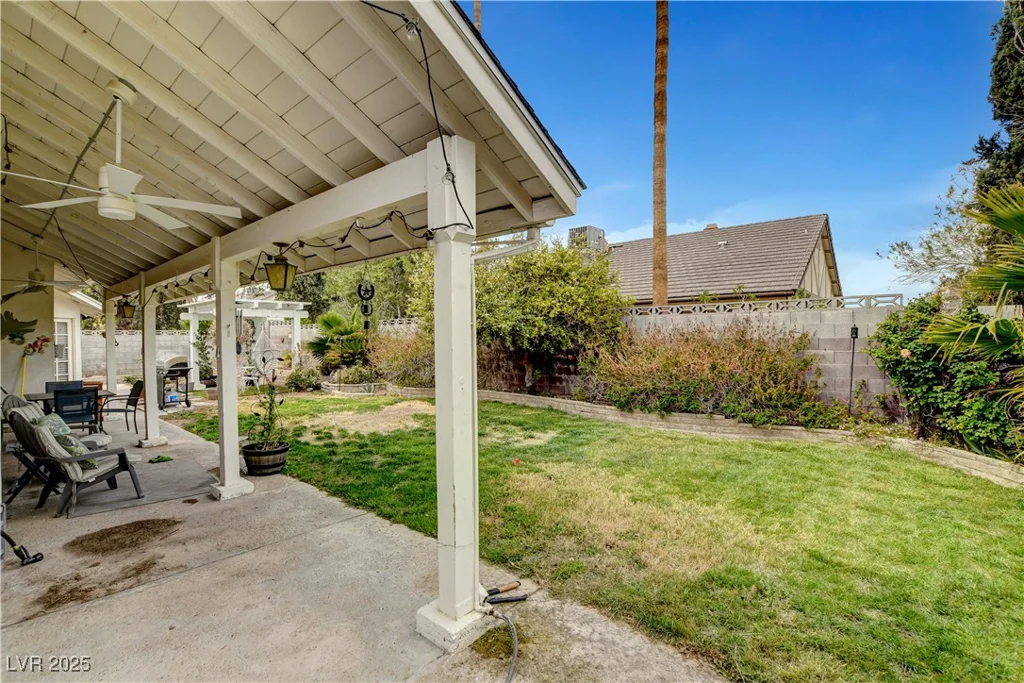 6304 Peppermill, Las Vegas, NV 89146