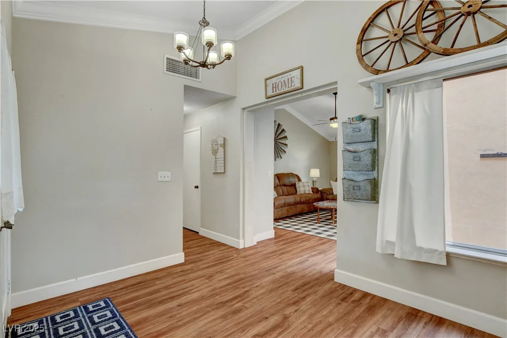 6304 Peppermill, Las Vegas, NV 89146