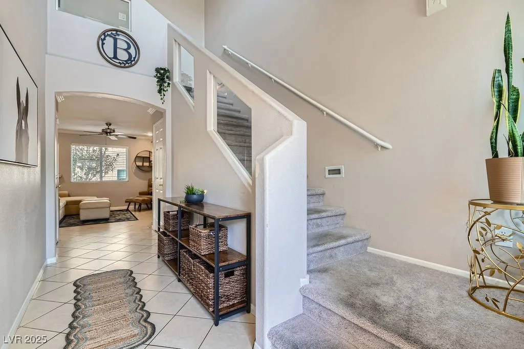 9066 Hilverson, Las Vegas, NV 89148