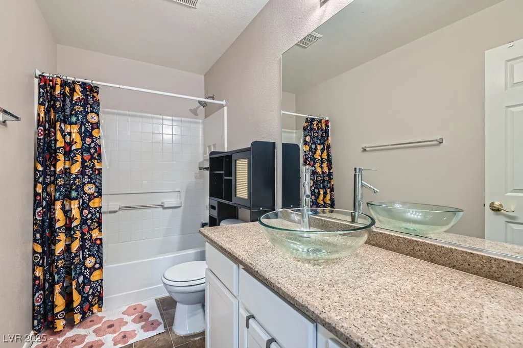 9066 Hilverson, Las Vegas, NV 89148