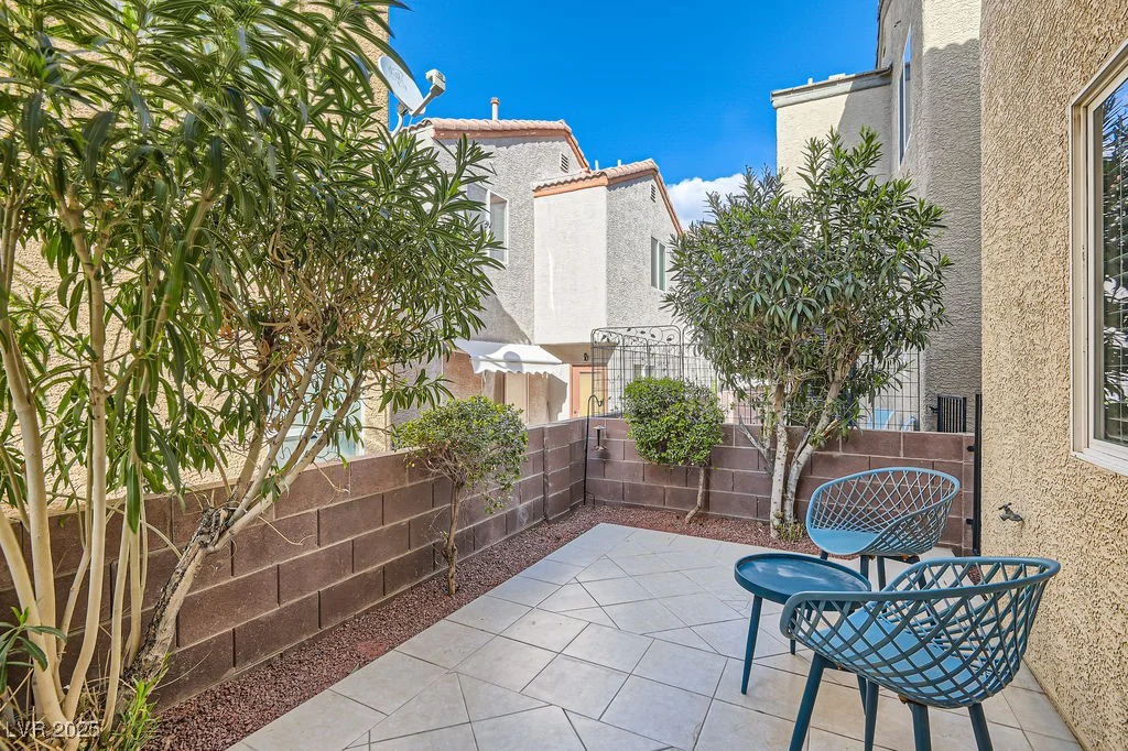 9066 Hilverson, Las Vegas, NV 89148