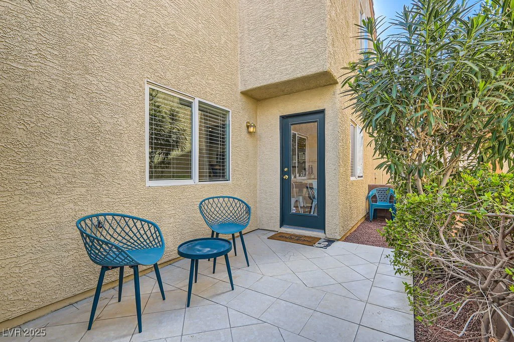 9066 Hilverson, Las Vegas, NV 89148
