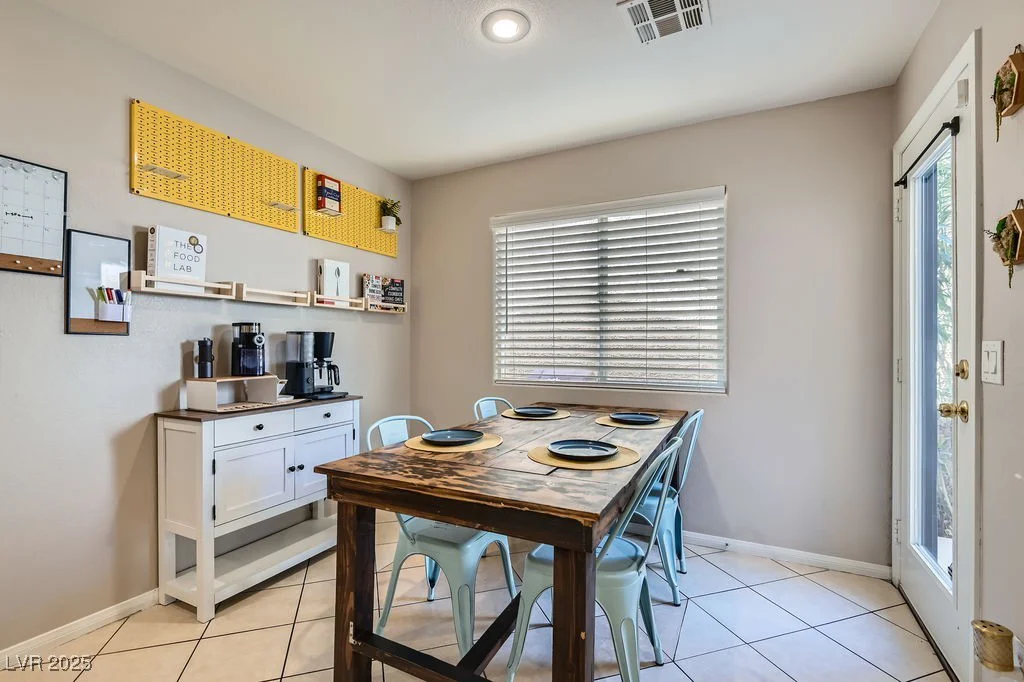 9066 Hilverson, Las Vegas, NV 89148