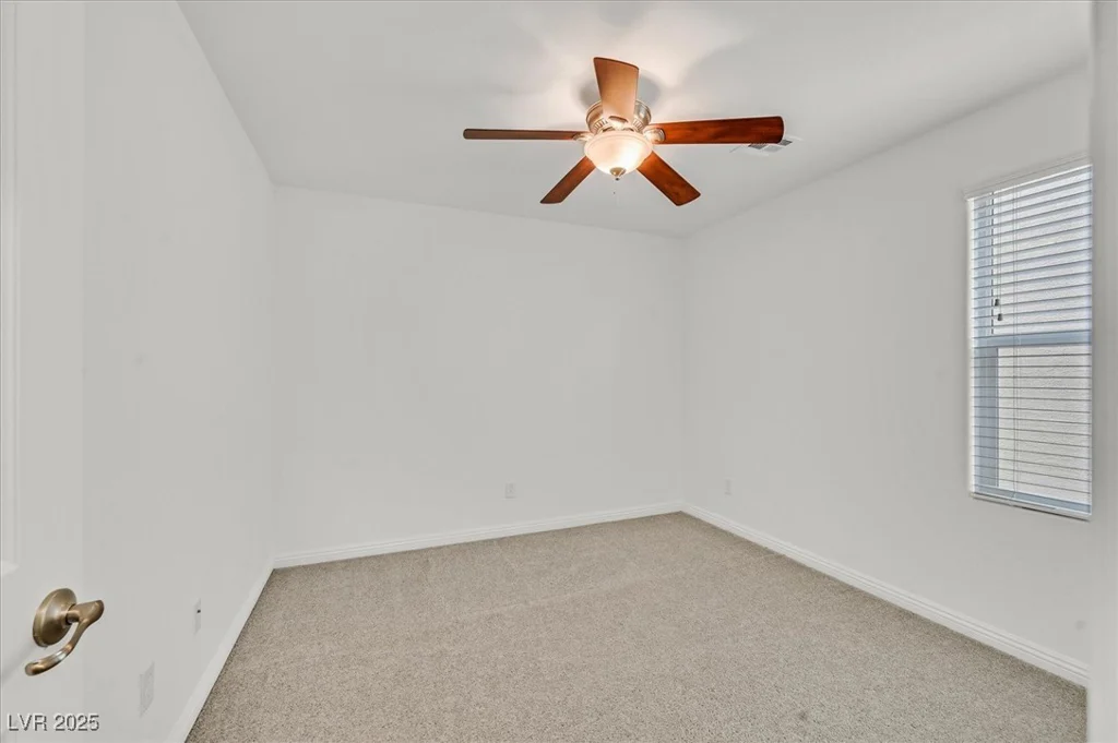 10636 Lomaland, Las Vegas, NV 89166