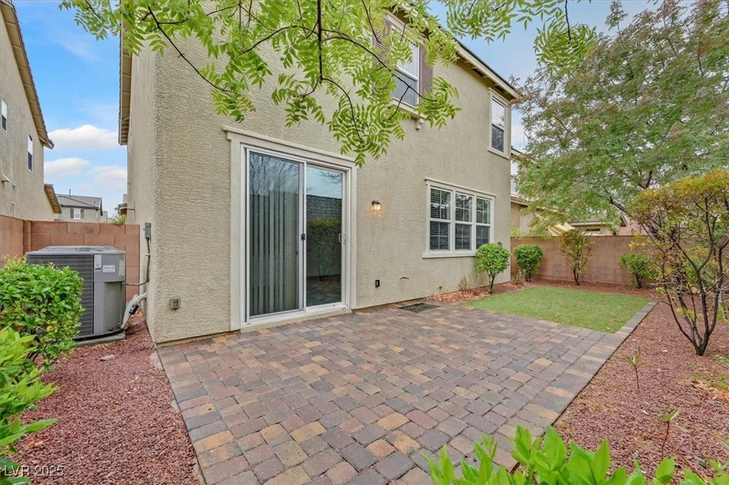 10636 Lomaland, Las Vegas, NV 89166