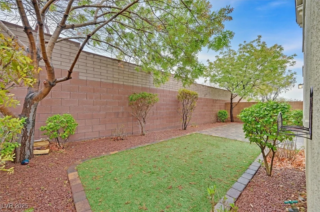 10636 Lomaland, Las Vegas, NV 89166