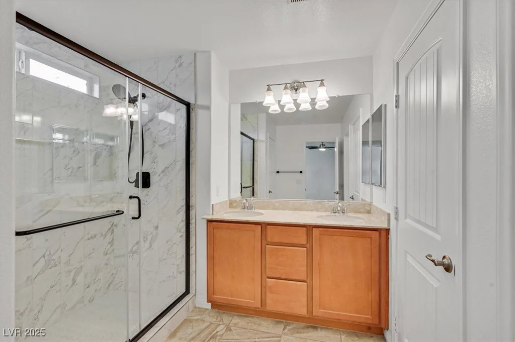 10636 Lomaland, Las Vegas, NV 89166