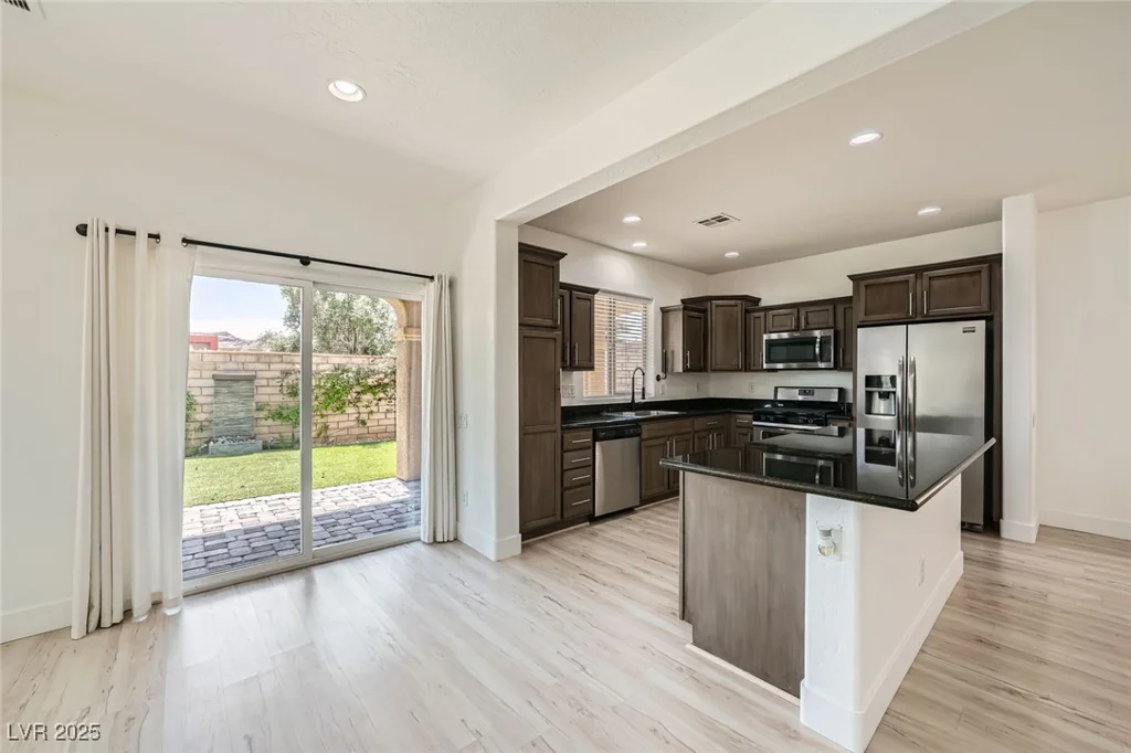 11913 Alava, Las Vegas, NV 89138