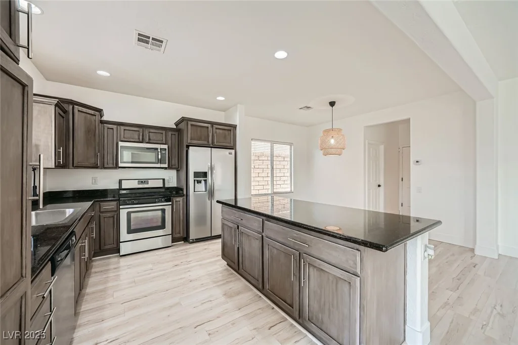 11913 Alava, Las Vegas, NV 89138