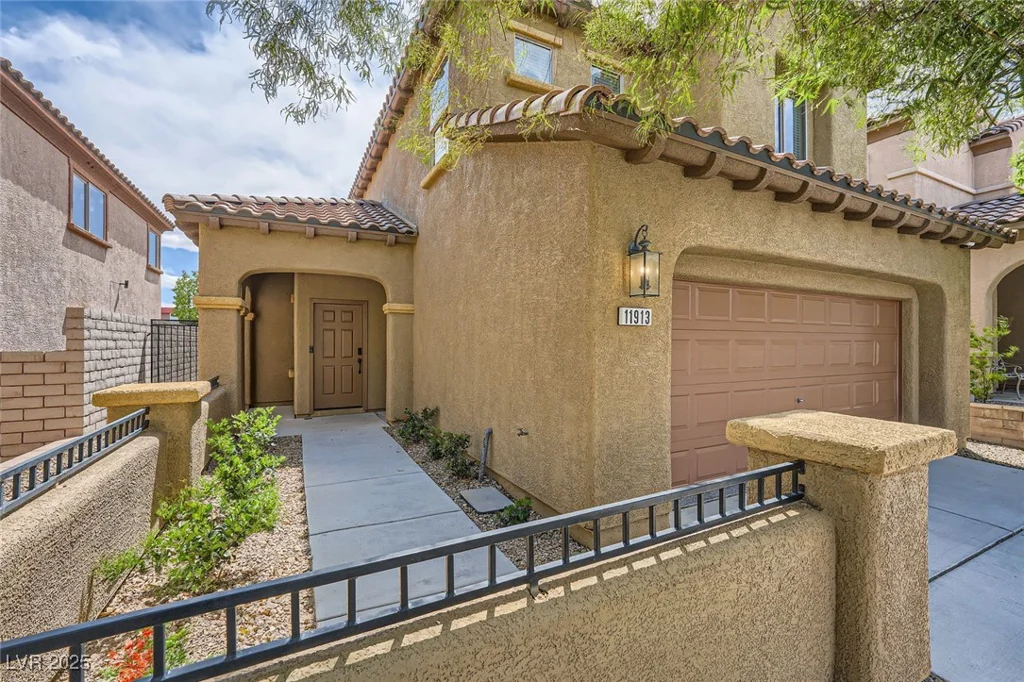 11913 Alava, Las Vegas, NV 89138