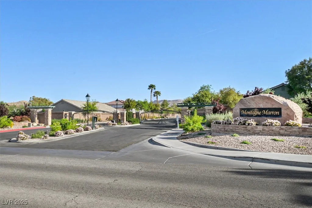 10963 Saint Rafael, Las Vegas, NV 89141