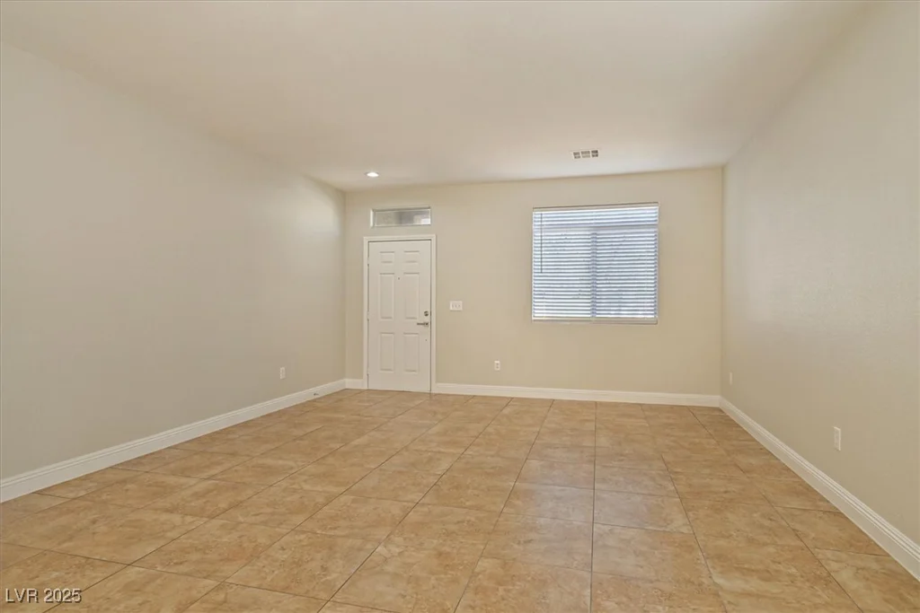 10963 Saint Rafael, Las Vegas, NV 89141