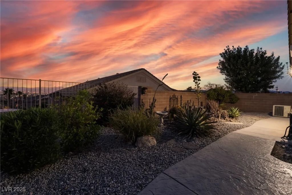 7079 Mountridge, Las Vegas, NV 89110