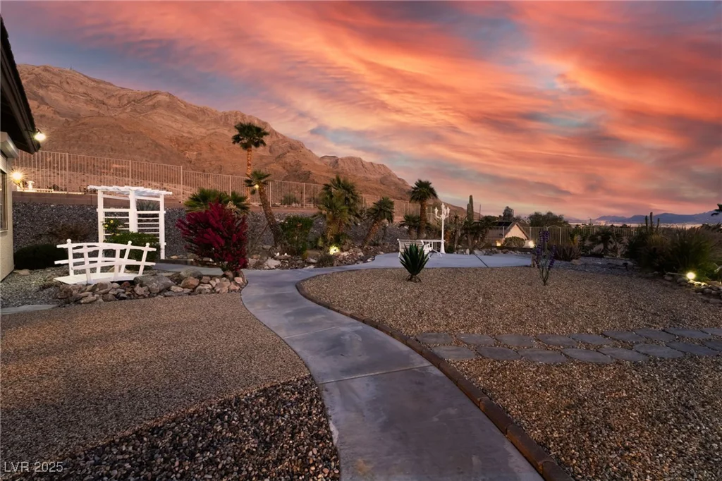 7079 Mountridge, Las Vegas, NV 89110