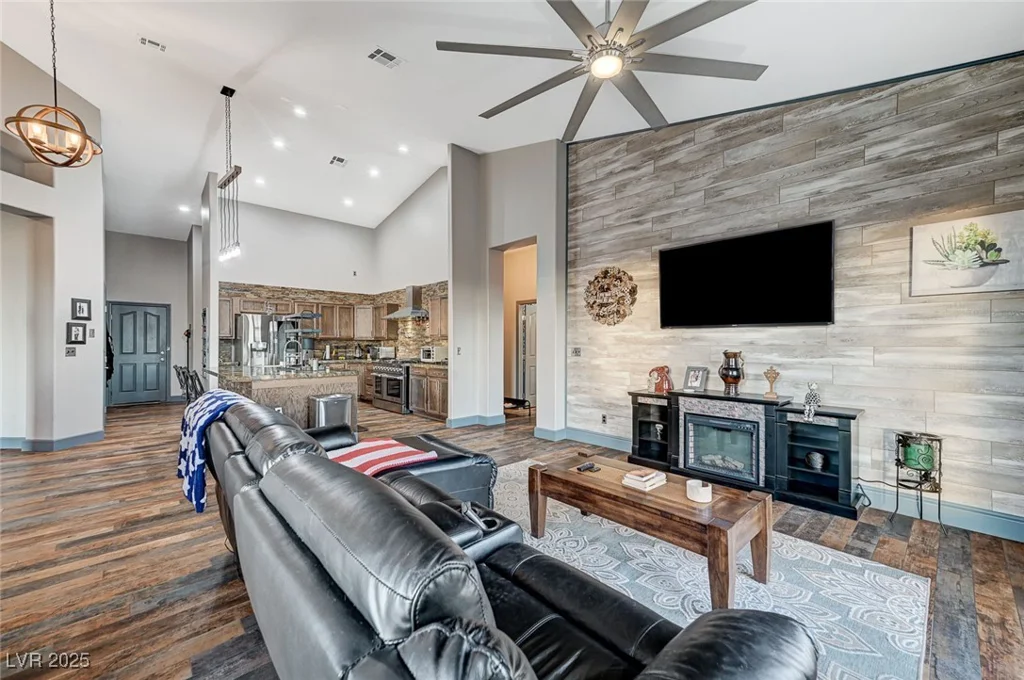 7079 Mountridge, Las Vegas, NV 89110