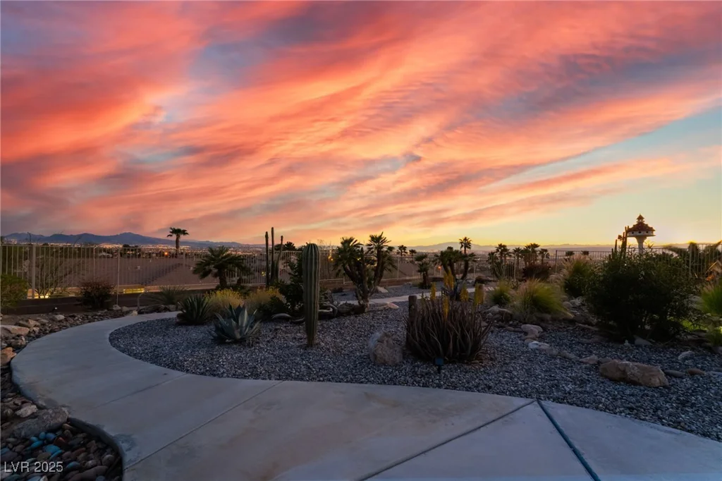 7079 Mountridge, Las Vegas, NV 89110