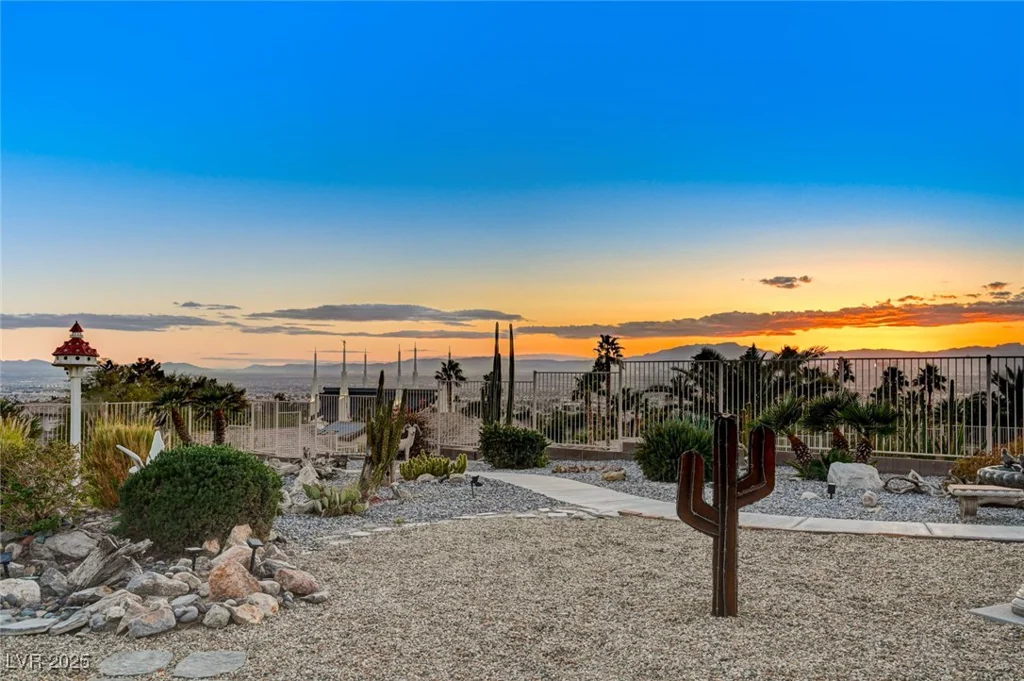 7079 Mountridge, Las Vegas, NV 89110