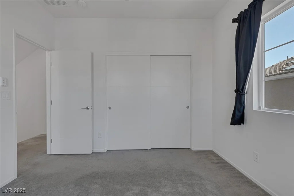 5589 Pico Ferrera, Las Vegas, NV 89113