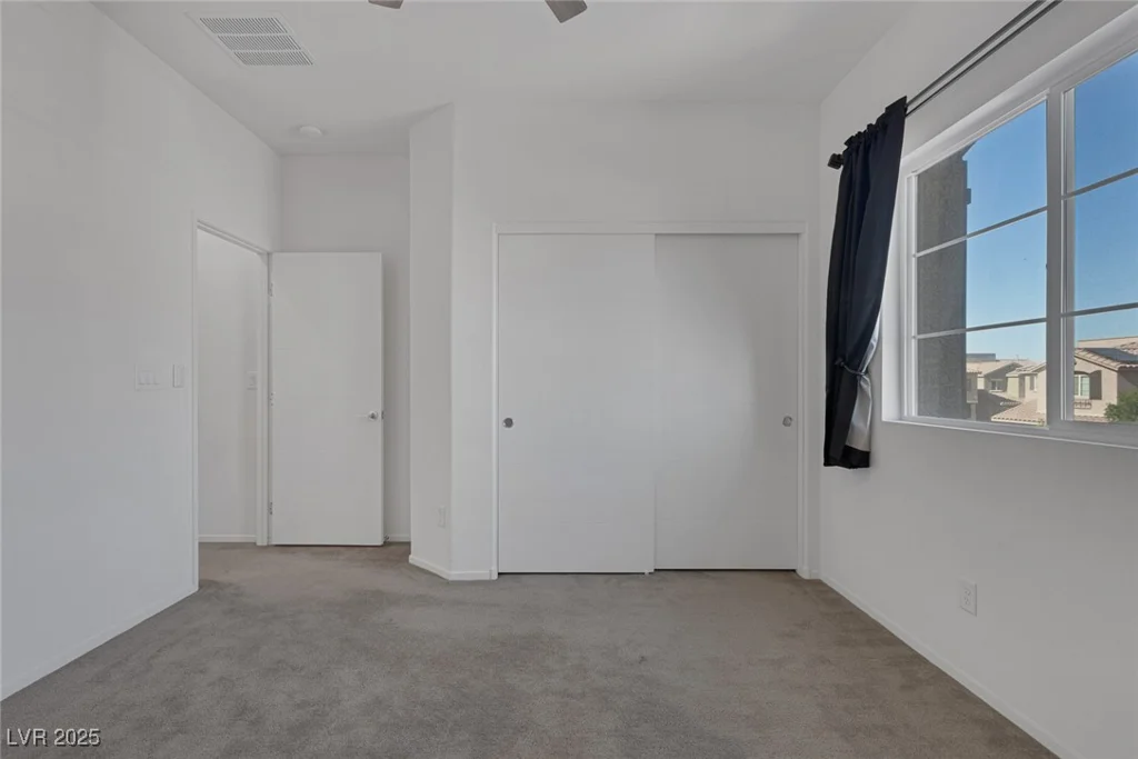 5589 Pico Ferrera, Las Vegas, NV 89113
