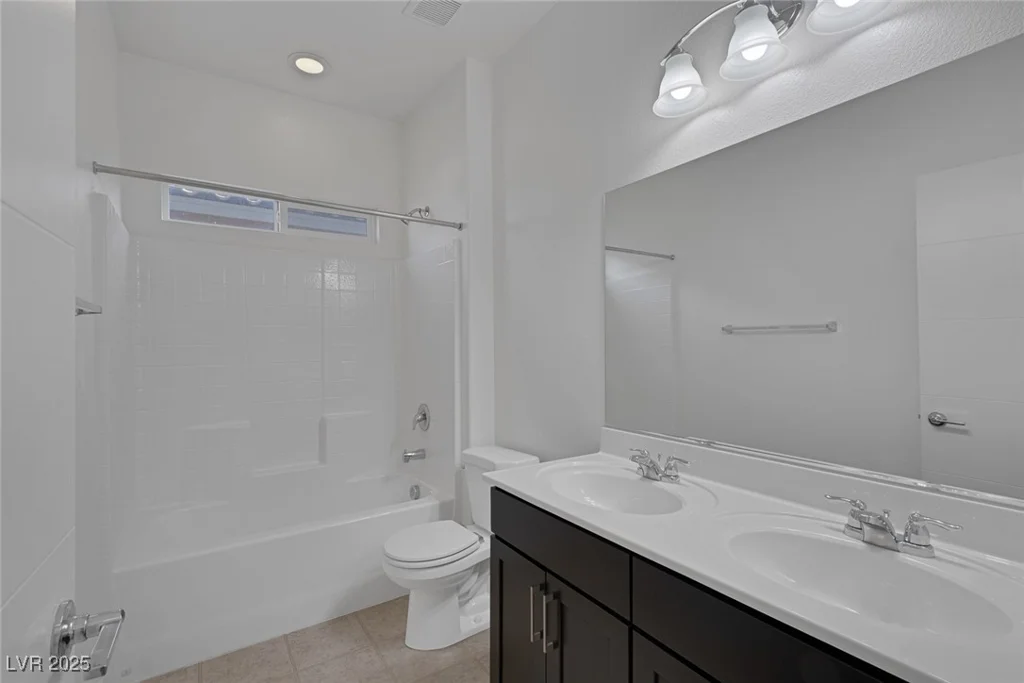 5589 Pico Ferrera, Las Vegas, NV 89113