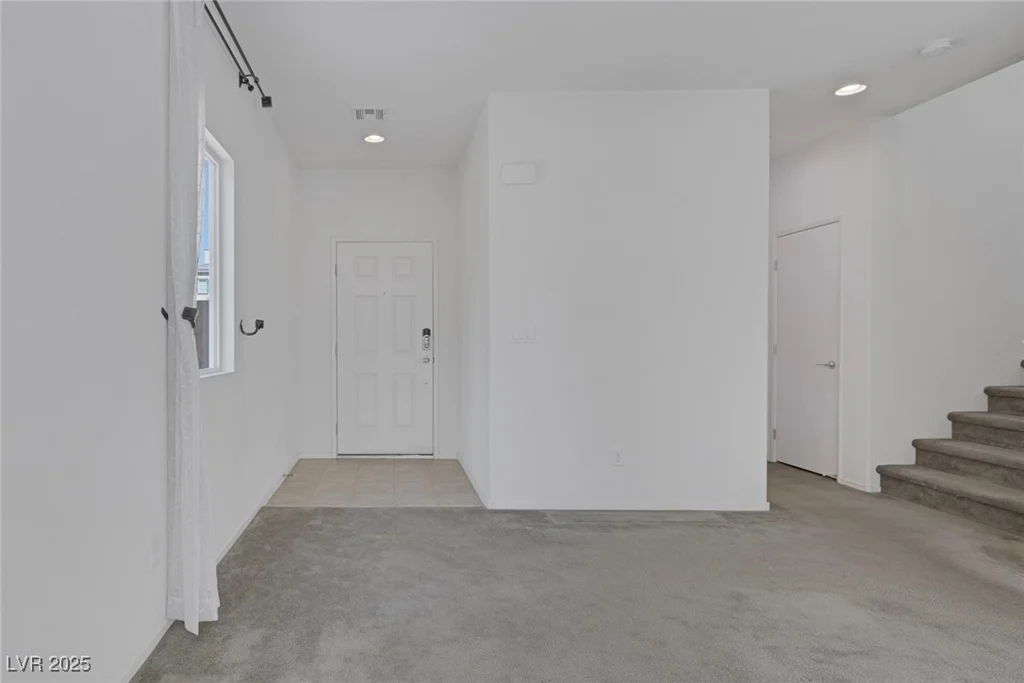 5589 Pico Ferrera, Las Vegas, NV 89113